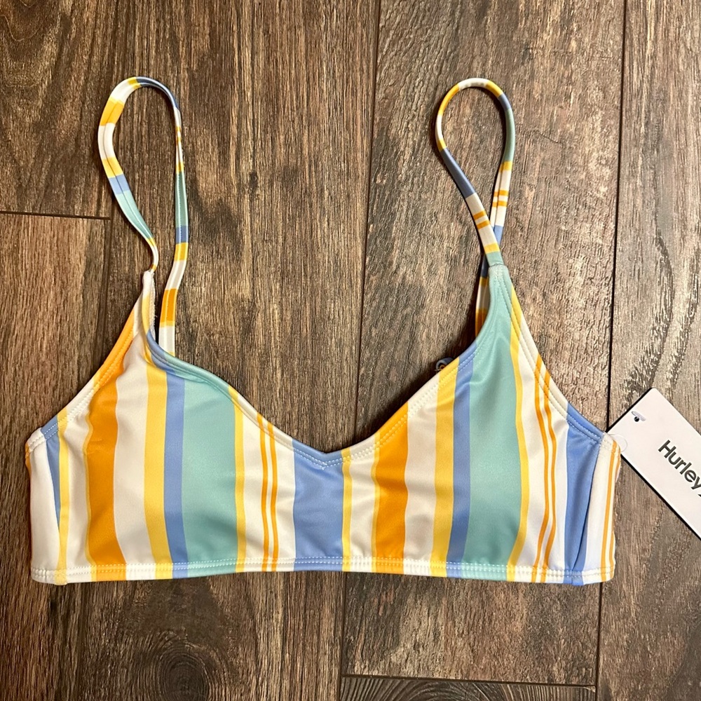 Hurley 2 piece bikini BNWT size medium - Picture 3 of 16